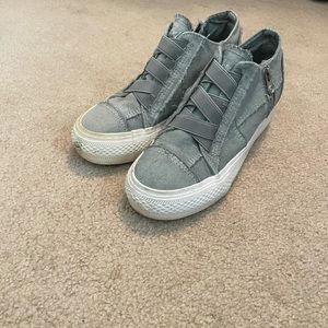 Gray Blowfish Malibu shoes